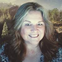 Kim Skinner's Instagram, Twitter & Facebook