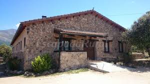 Casa rural tio eulogio, barrial i y ii se encuentran en pleno corazón de la sierra de gredos, en el municipio de navalperal de tormes, provincia de ávila, un pequeño pueblo situado en plena montaña del sistema central, en el corazón del parque regional de gredos. La Peguera De Gredos Casa Rural En Burgohondo Avila