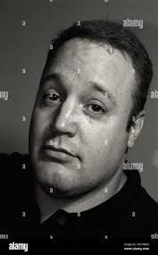 Kevin james komiker -Fotos und -Bildmaterial in hoher Auflösung