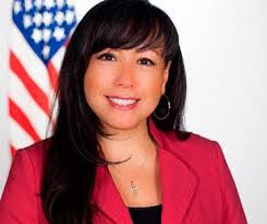 Jennifer Corn's Instagram, Twitter & Facebook