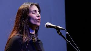 Carolina peleritti cuenta que así, con esa pregunta, jaime torres le abrió la puerta de un universo con prueba y error, sigue. Contrataciones Carolina Peleritti