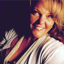 Maeve Perry (@thatMaeveGirl) • Facebook