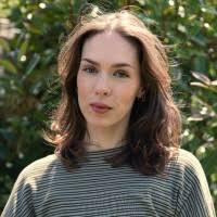 900+ "Applin" profiles