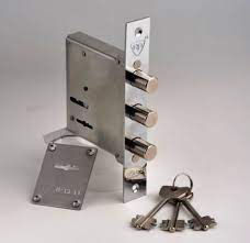 deadbolt door lock upper lock safe lock top lock high security lock mortise ravbariach high security locks door lock security home security