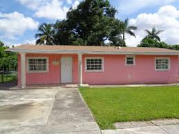 As of july 2021, the average apartment rent in miami lakes, fl is $1,223 for a studio, $1,543 for one bedroom, $2,204 for two bedrooms, and $2,698 for three bedrooms. 3 Bedroom In Miami Fl 33147 House For Rent In Miami Fl Apartments Com