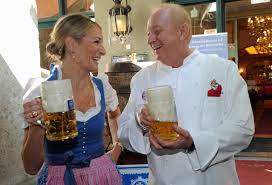 So lebt alfons schuhbeck privat. Alfons Schuhbeck Privat Lebensgefahrtin Kinder Fur Wen Schlagt Das Herz Des Tv Kochs News De