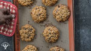 This overnight oatmeal recipe packs in extra fiber thanks to figs and pistachios. Pr Oat Ein Breakfast Cookies Recipe Fit Men Cook