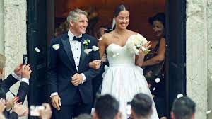 See more ideas about schweinsteiger, bastian schweinsteiger, bastian. Bastian Schweinsteiger Und Ana Ivanovic Werden Bekommen Ein Baby Ana Ivanovic Fussball Weltmeister Baby