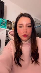 Iris Bryce's Instagram, Twitter & Facebook