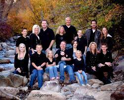 Large Family Photo Shoot Ideas Large Family Photo Large Family Portraits