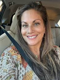 Pamela Ehret's Instagram, Twitter & Facebook