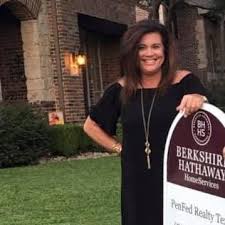 The team of professional florists at flowerama can help you find. Appletree Flowers Home Facebook