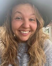 Debra Holder's Instagram, Twitter & Facebook