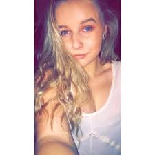 Danielle Nickell (@daniellenick_el)