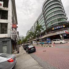 Our clients include leaders in their respective. Solaris Dutamas Office