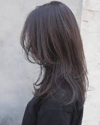 アラフィフの髪型はボリュームがポイント 若く見える素敵なヘアスタイルをご紹介 folk ヘアカット ロング 髪型 ロング ヘアカット