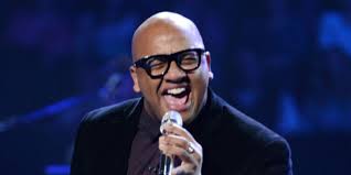 American Idol: 5 More Guys Gone, Top 20 Set