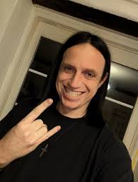 Picture of Daniel's half sister, Aurora Larson, that randomly got dumped