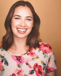 Tabatha Bray's Instagram, Twitter & Facebook