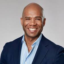 Ian Fuller's Instagram, Twitter & Facebook