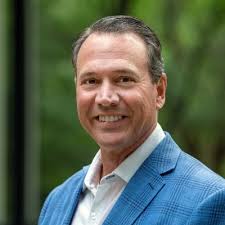 It was an honor for several of us at Blackstone to contribute our learnings  and perspectives to Claudius Hildebrand and Bob Stark's excellent new book,  "The Lifecycle of a CEO," and celebrate