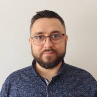 200+ profilů „Kamyszek“