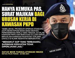 Kebenaran untuk bekerja hanya bagi perkhidmatan perlu (essential services) atau menjalankan tugas rasmi kerajaan dengan surat pengesahan daripada majikan atau pas pekerja yang sah. Oh My Perak Pkpd Perak Kemuka Pas Surat Majikan Bagi Urusan Kerja 22 May 2021 Ipoh Pekerja Perkhidmatan Perlu Dalam Kawasan Perintah Kawalan Pergerakan Diperketatkan Pkpd Di Empat Mukim Di Perak
