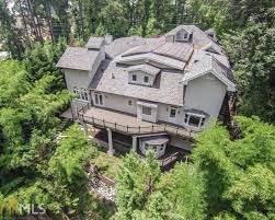 Young Thug S Mansion Being Offered At 1m Below Original Asking Price Mansions Atlanta Mansions Celebrity Houses