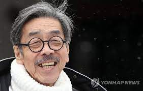 폭군의 신경안정제 작가 김슬기/연주/포기븐 총편수 총 6화 몸에 재앙이 봉인되어 태어난 이래 평화로워 본 적이 없는 폭군, 세르윈. ì†Œì„¤ê°€ ì´ì™¸ìˆ˜ ìž¥ë‚¨ ì•„ë²„ì§€ ì¤'í™˜ìžì‹¤ì„œ ì¼ë°˜ ë³'ì‹¤ë¡œ ì˜®ê²¨ ì—°í•©ë‰´ìŠ¤
