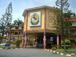 Majlis telah dirasmikan oleh yb dato' drs. Majlis Perbandaran Manjung Mapio Net