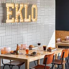 Notre Eklo Restaurant N Attend Plus Que Vous Lieu Convivial Et Design Il Est Ouvert A Tous Voyageurs Et Locaux In 2020 Decor Bathroom Decor Home Decor