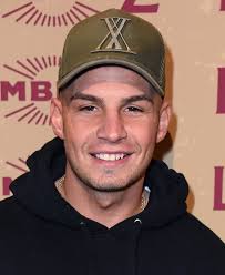 Sein free esc geht heute in die zweite runde. Pietro Lombardi Neuer Plattenvertrag Neue Single Nur Ein Tanz