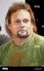 Van halen bassist michael anthony hi-res stock photography and images