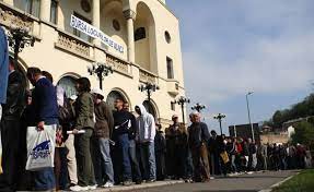 Sport bet challenge angajează operatoare pariuri sportive. Peste 850 De Joburi Pentru Tineri AbsolvenÈ›i Vineri La Casa Armatei Firmele Vor SÄƒ Angajeze Ingineri Dulgheri Barmani Sau Chiar Macaragii Biz Brasov