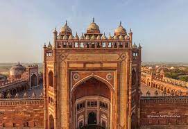 Buland Darwaza Gate Of Magnificence Travel Architecture Y India Places To Travel Travel Barcelona Cathedral