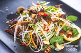 Vietnamese Green Papaya Salad With Beef Jerky Gỏi đu đủ Bo Kho Vietnamese Foody Papaya Salad Beef Jerky Recipes Green Papaya Salad
