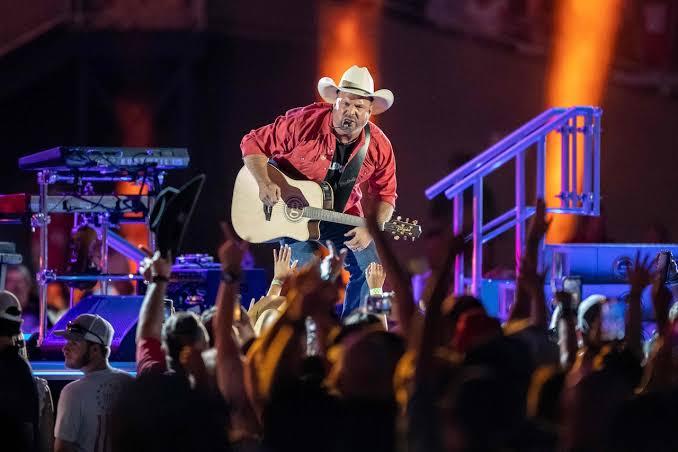 Garth Brooks shares big news that the folks who wanted to cancel him won't be happy to hear - pennlive.com