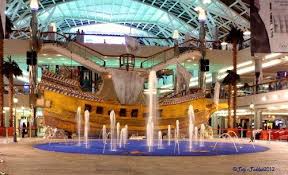 Panoramio Photo Of Boat At Red Sea Mall Jeddah Jeddah Beautiful Places To Travel Jeddah Saudi Arabia
