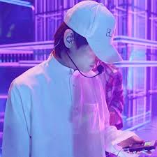 That Baju Melayu Looks So Finee On Him Boyf Material Kim Taehyung Taehyung Kim