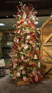 42 Stunning Designer Christmas Trees Razimports Christmas Tree Themes Country Christmas Decorations Rustic Christmas Tree