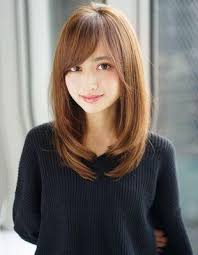 Kalau layer kan umpakannya dari pipi sampai. Potongan Rambut Layer Sebahu 32 Model Rambut Layer Agar Rambut Tak Terlihat Membosankan Model Rambut Layer Sebahu Ini Pas Untuk Pemilik Wajah Oval Agar Terlihat Lebih Dewasa Kamala Blaise