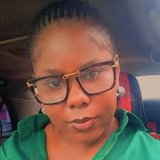 How a set of secondary school students showed up for prom/graduation  ceremony