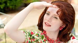 Why Claire From Jurassic World Looks So Familiar