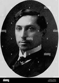 Edward Tilton's Instagram, Twitter & Facebook