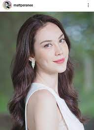 ด้านดารานักแสดงสาวอย่าง แมท ภีรนีย์ คงไทยก็คิดถึงการเที่ยวเช่นกัน ถึงจึงโพสต์ภาพเที่ยวทิพย์ในอินสตาแกรม @mattperanee ที่เรียก. à¸›à¸£à¸°à¸§ à¸• à¹à¸¡à¸— à¸  à¸£à¸™ à¸¢ à¸„à¸‡à¹„à¸—à¸¢