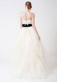 The ultimate destination for guaranteed authentic white by vera wang wedding dresses on sale at up to 90% off. Vera Wang