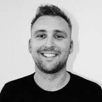 Daniel Huisinga's Instagram, Twitter & Facebook