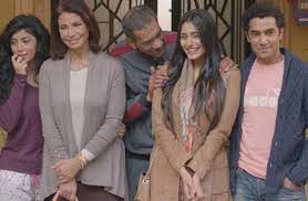 ففكرت شوية لاقيت إني هاحتاج إن لازم يكون معايا حد عشان يغسل هدومي ويعمل لي أكل. Ø§Ù„Ø¯Ø³ØªÙˆØ± ØªØ­Ø§ÙˆØ± Ø¨Ù†Ø§Øª Ø³ÙŠØ¯ Ø±Ø¬Ø¨ ÙÙ‰ Ø£Ø¨ÙˆØ§Ù„Ø¹Ø±ÙˆØ³Ø© ÙÙ†