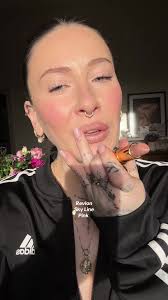 Sky Line Pink Revlon