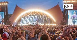 Roskilde is the largest cultural and music festival in northern europe. Hh8fhwulao H M